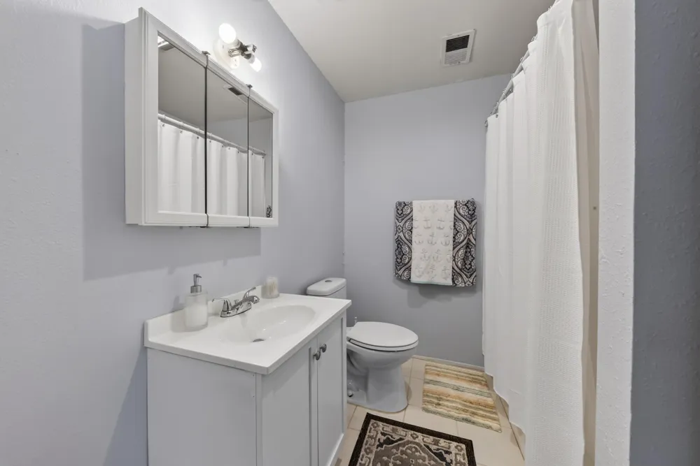 8410 W Newburg Road Carleton, MI 48117