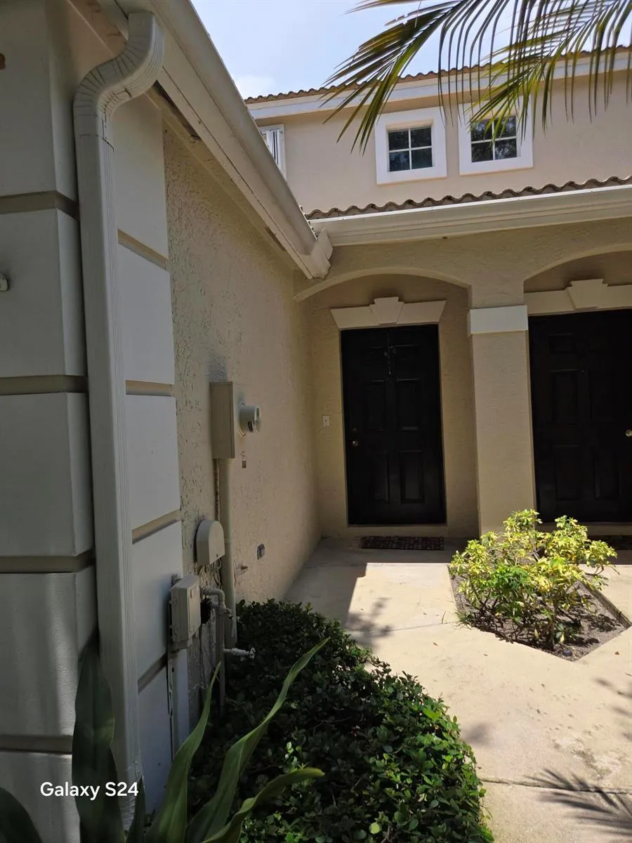 4675 PALMBROOKE CIRCLE West Palm Beach, FL 33417