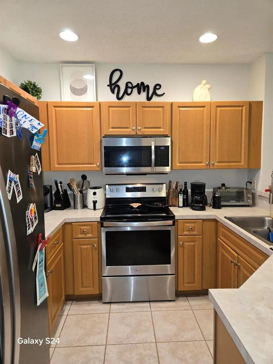4675 PALMBROOKE CIRCLE West Palm Beach, FL 33417