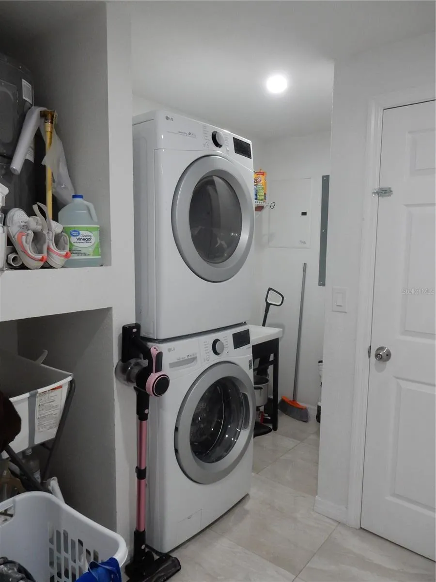 7124 ASHWOOD DRIVE Port Richey, FL 34668