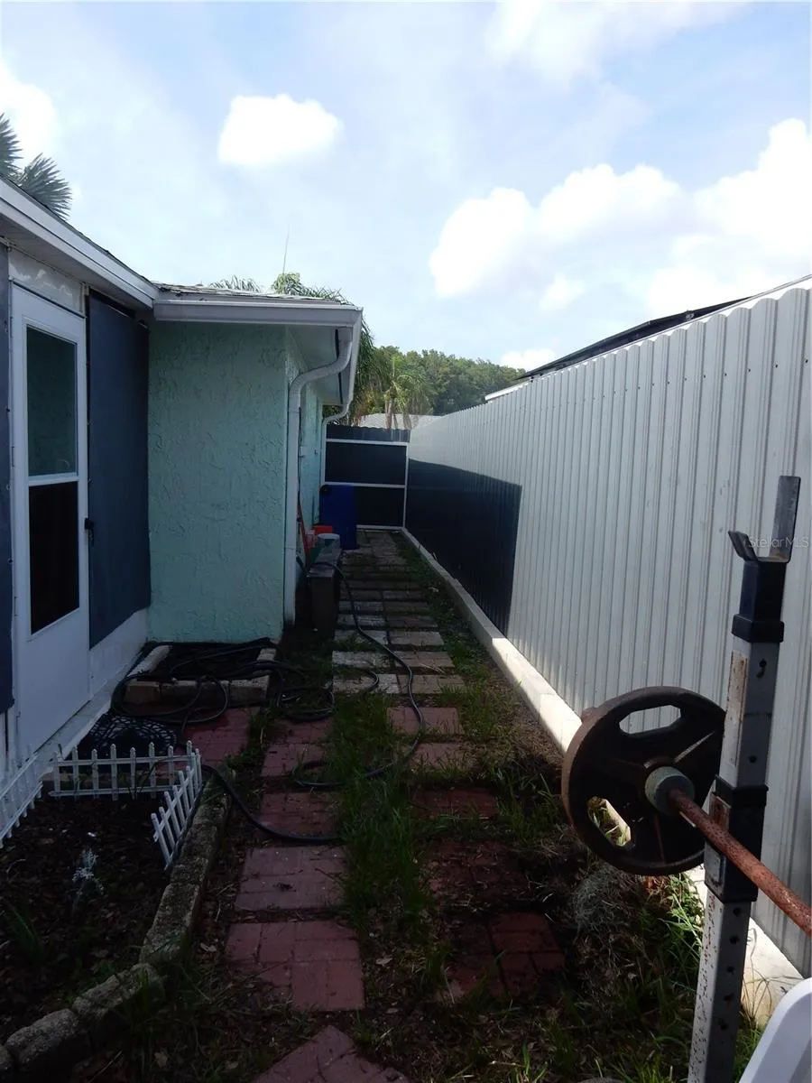 7124 ASHWOOD DRIVE Port Richey, FL 34668