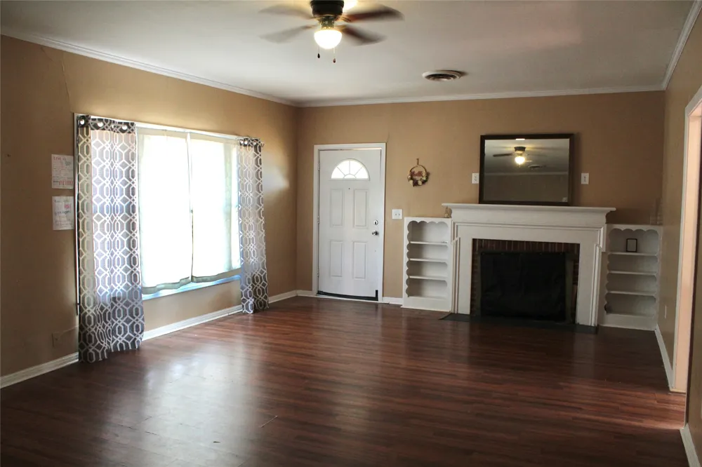 400 E Main Street Knox City, TX 79529