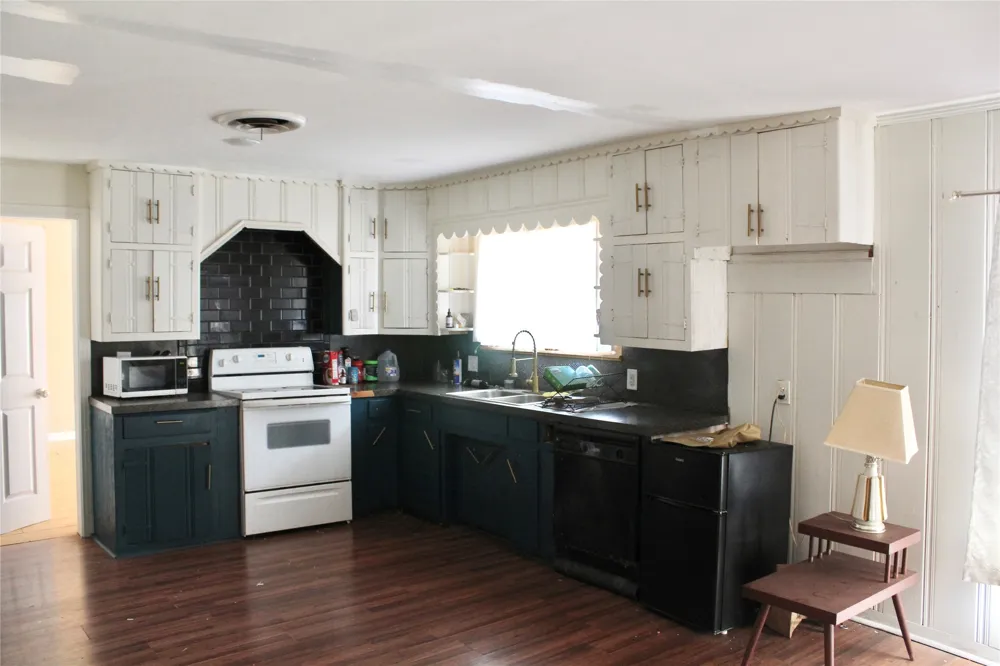 400 E Main Street Knox City, TX 79529