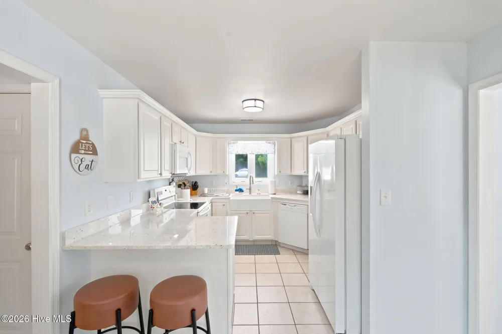 312 Pine Knoll Circle Pine Knoll Shores, NC 28512