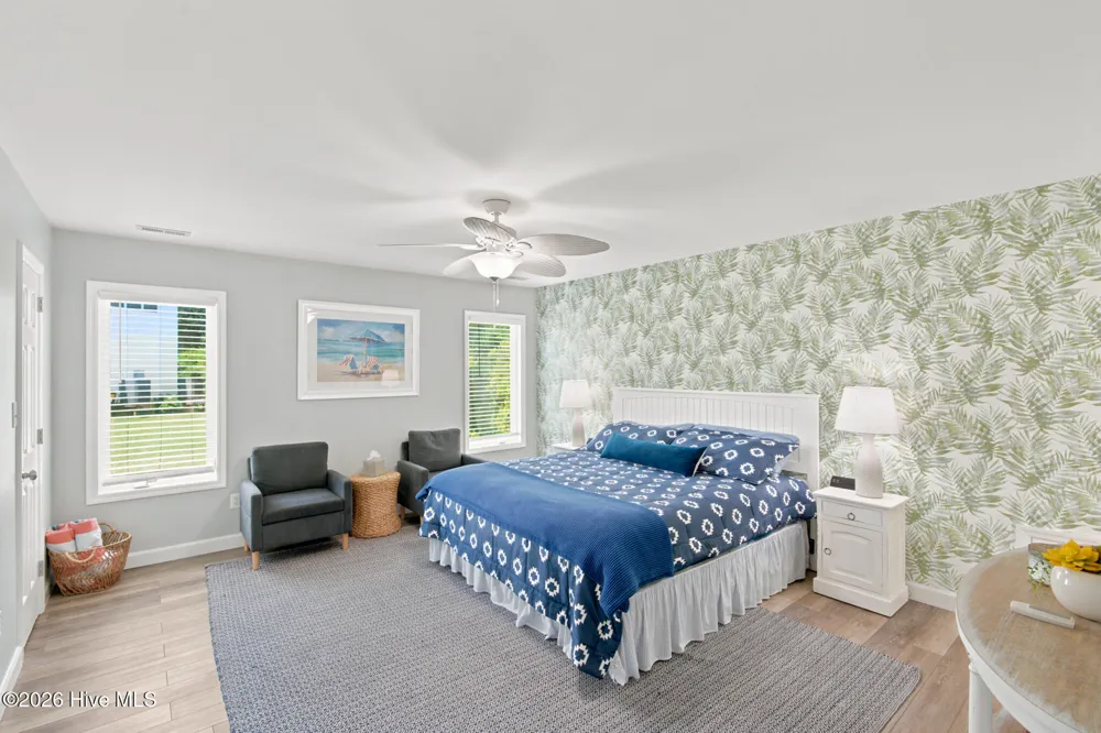 312 Pine Knoll Circle Pine Knoll Shores, NC 28512