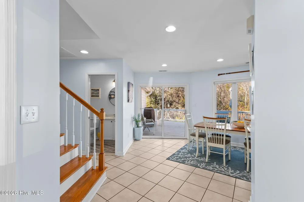 312 Pine Knoll Circle Pine Knoll Shores, NC 28512