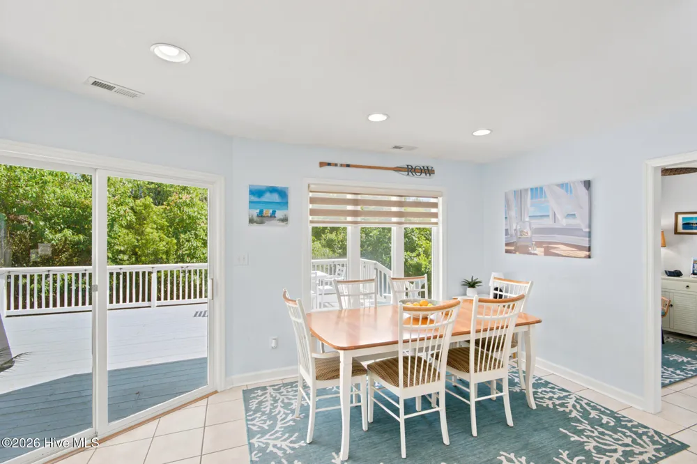 312 Pine Knoll Circle Pine Knoll Shores, NC 28512