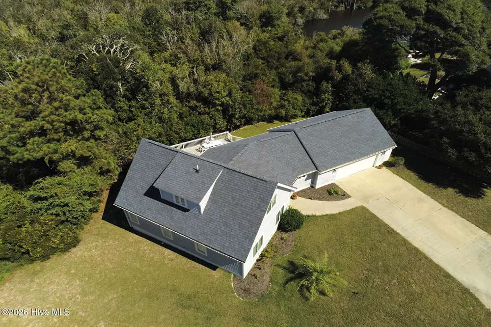 312 Pine Knoll Circle Pine Knoll Shores, NC 28512