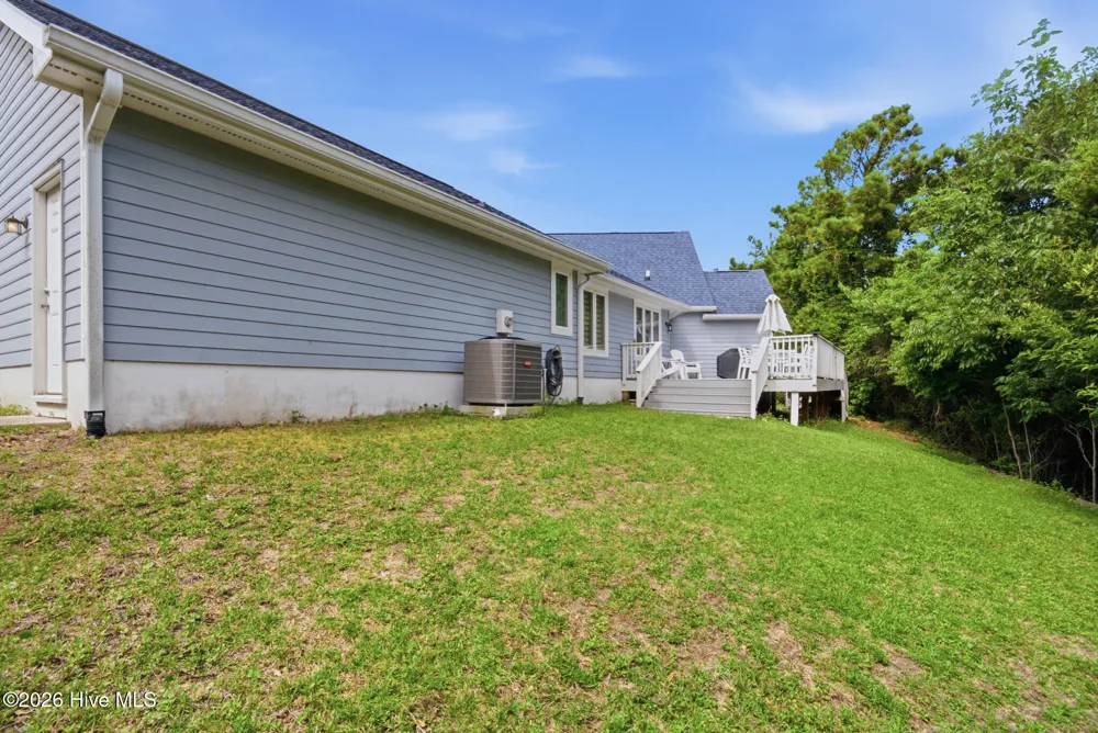 312 Pine Knoll Circle Pine Knoll Shores, NC 28512