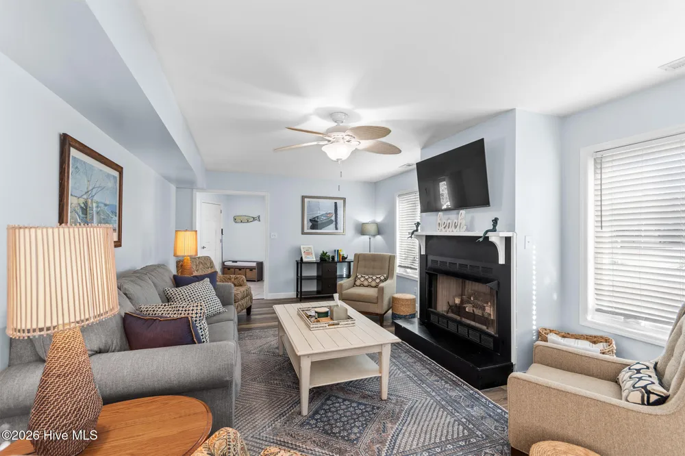 312 Pine Knoll Circle Pine Knoll Shores, NC 28512