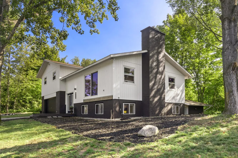 1044 Eden Hill Road Benzonia Township, MI 49617
