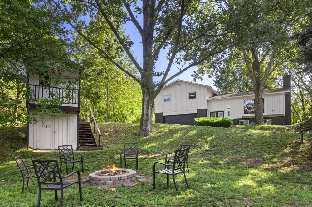 1044 Eden Hill Road Benzonia Township, MI 49617