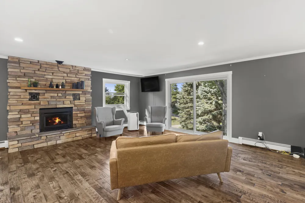 1044 Eden Hill Road Benzonia Township, MI 49617