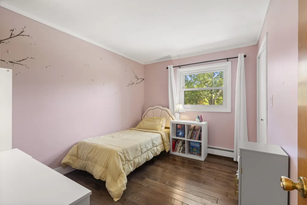 1044 Eden Hill Road Benzonia Township, MI 49617