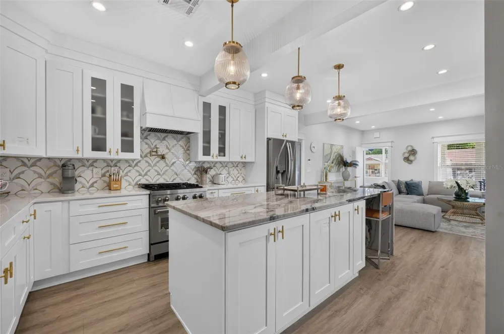 413 W PRINCETON STREET Orlando, FL 32804