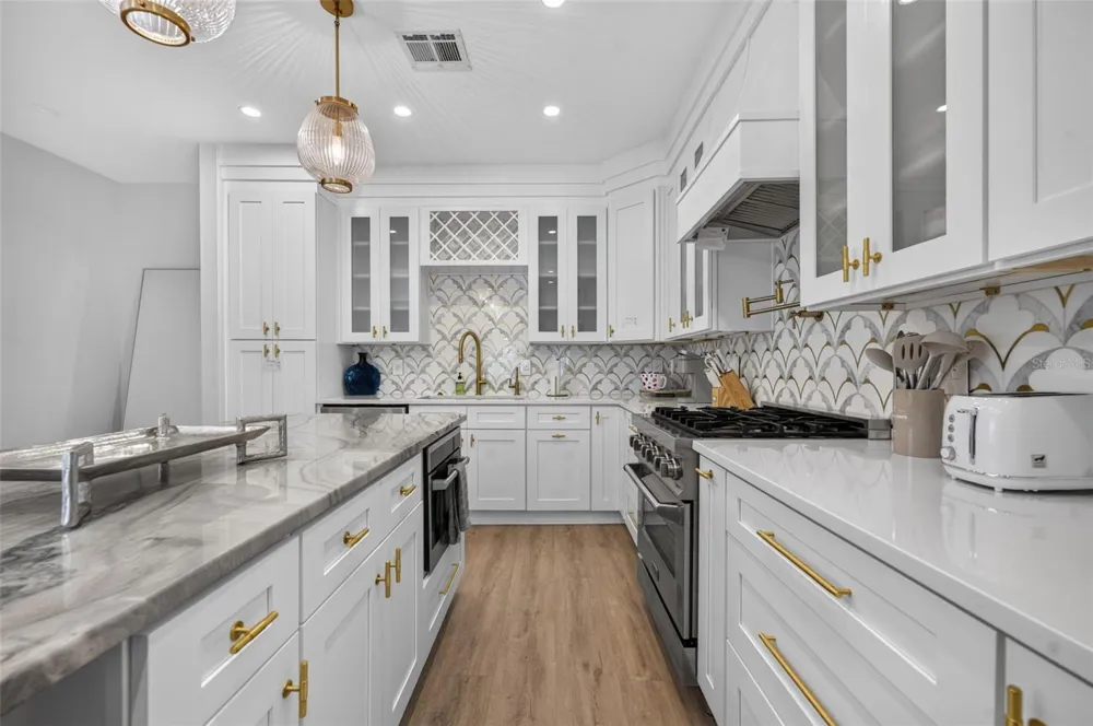 413 W PRINCETON STREET Orlando, FL 32804