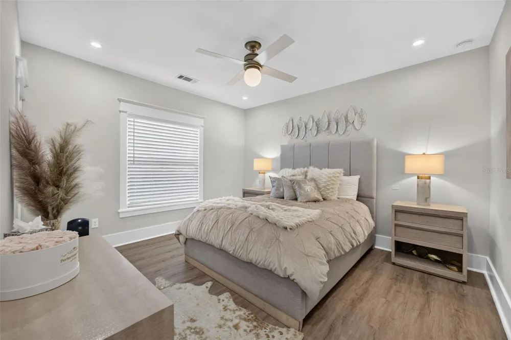 413 W PRINCETON STREET Orlando, FL 32804