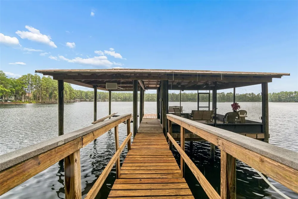 21105 LAKE VIENNA DRIVE Land O Lakes, FL 34638