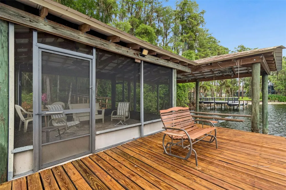 21105 LAKE VIENNA DRIVE Land O Lakes, FL 34638