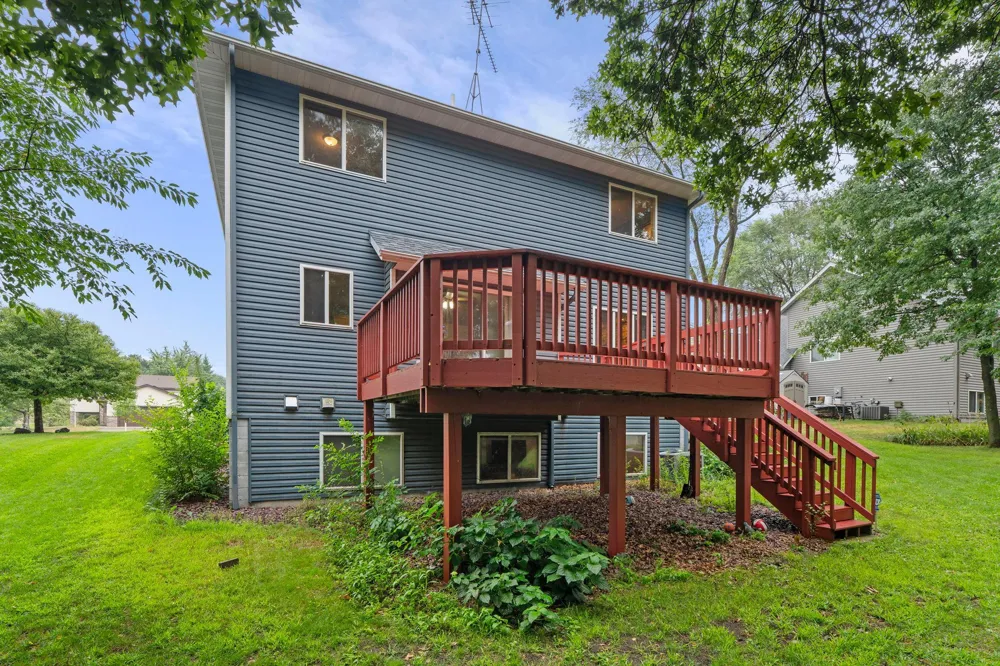 929 4th Avenue E Sartell, MN 56377