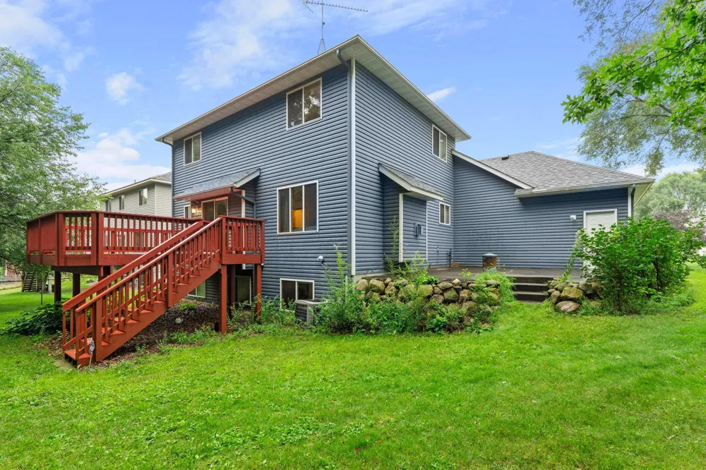 929 4th Avenue E Sartell, MN 56377
