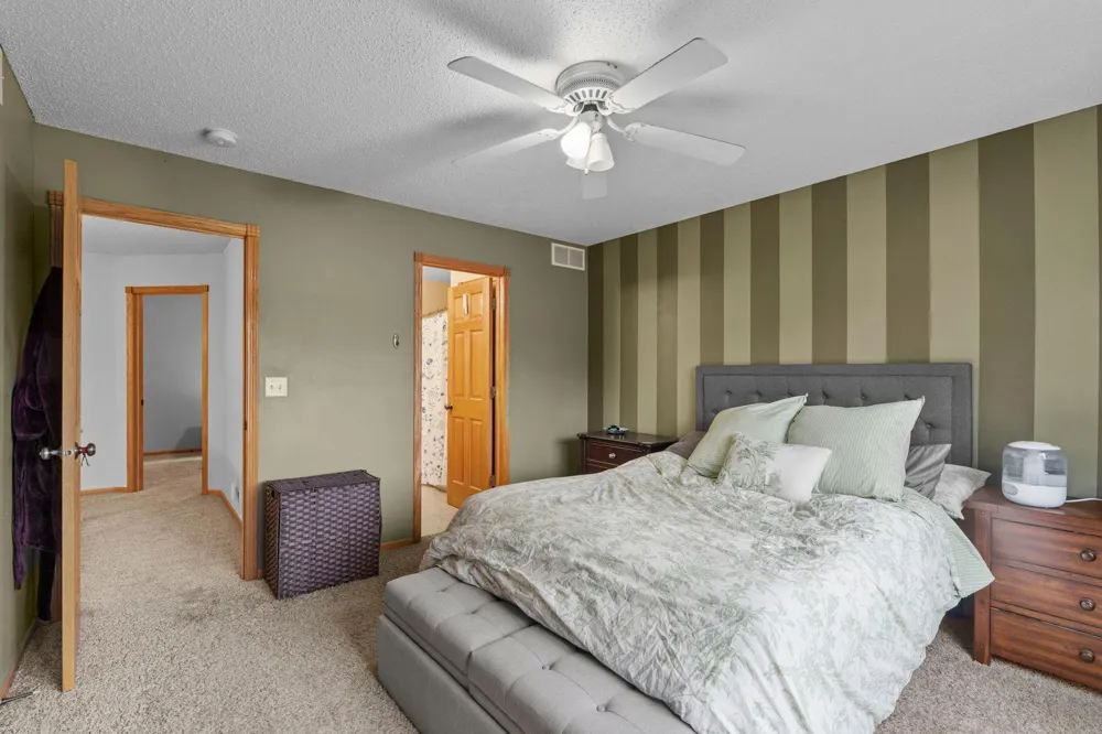 929 4th Avenue E Sartell, MN 56377