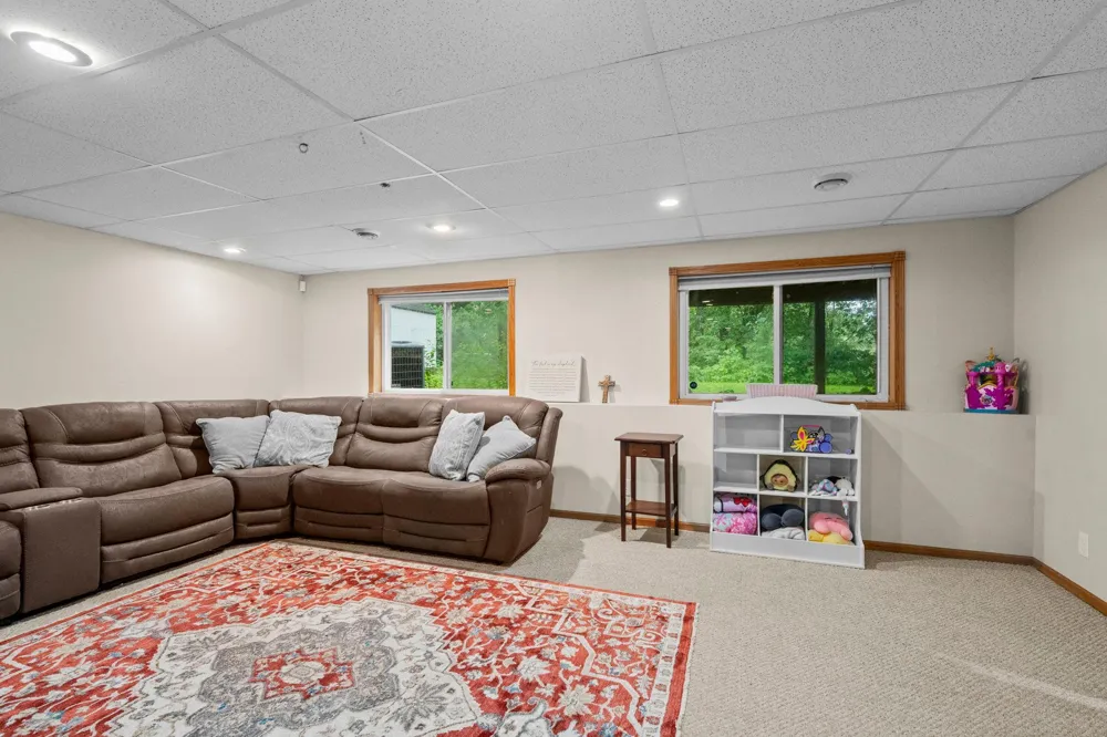 929 4th Avenue E Sartell, MN 56377