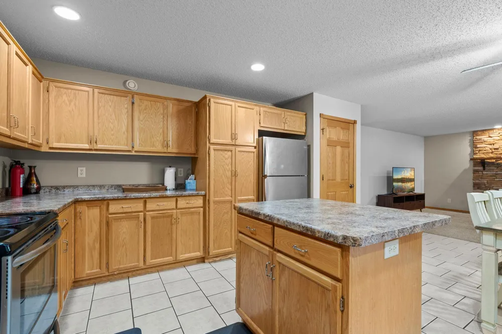 929 4th Avenue E Sartell, MN 56377