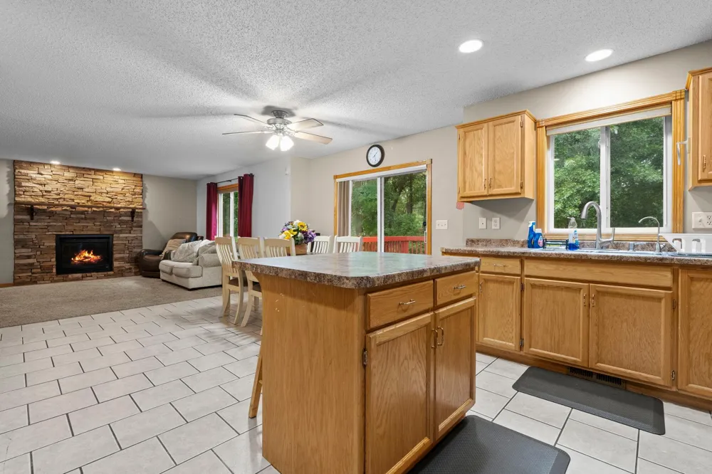 929 4th Avenue E Sartell, MN 56377