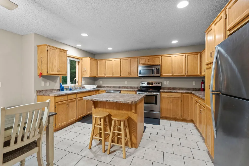 929 4th Avenue E Sartell, MN 56377