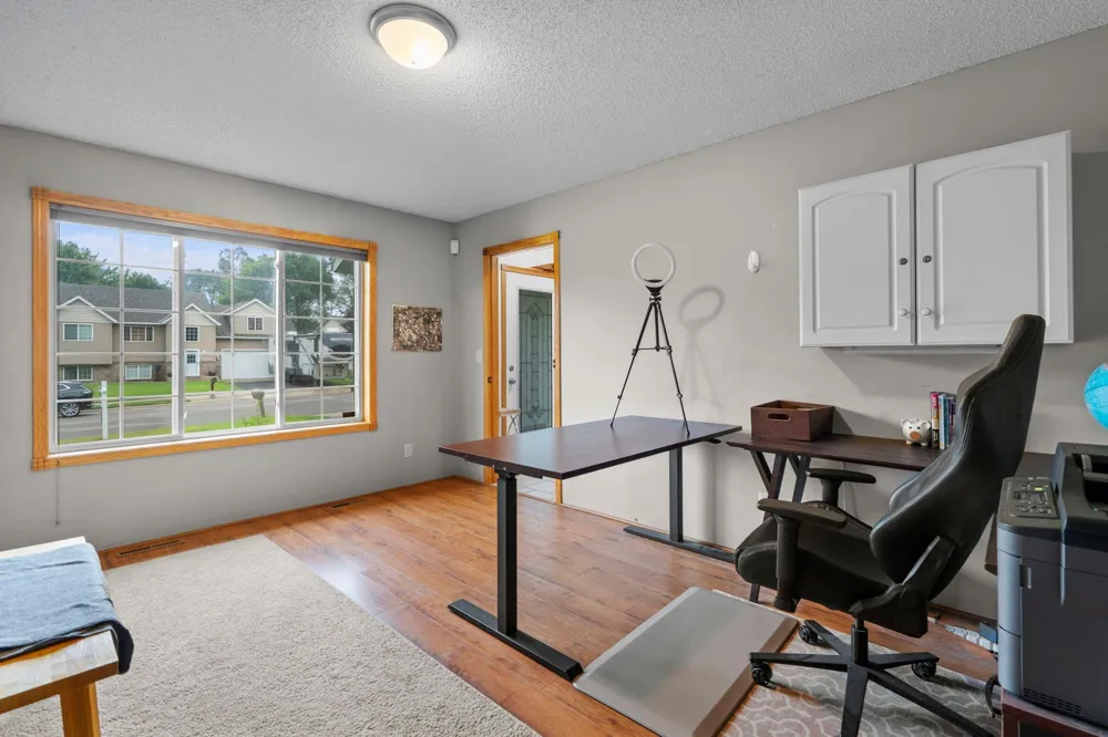 929 4th Avenue E Sartell, MN 56377