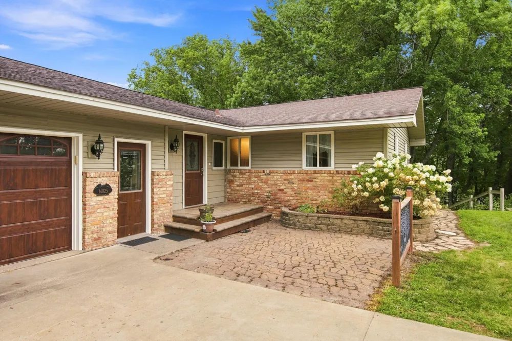 14825 Crow River Drive Rogers, MN 55374