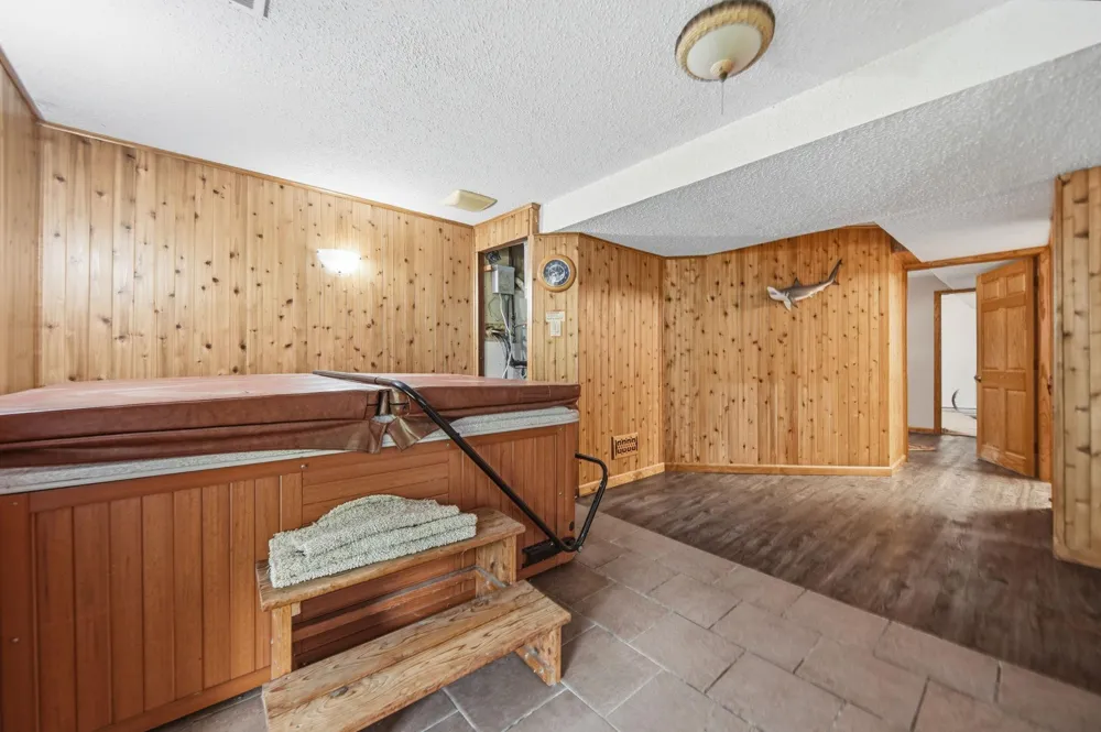 14825 Crow River Drive Rogers, MN 55374