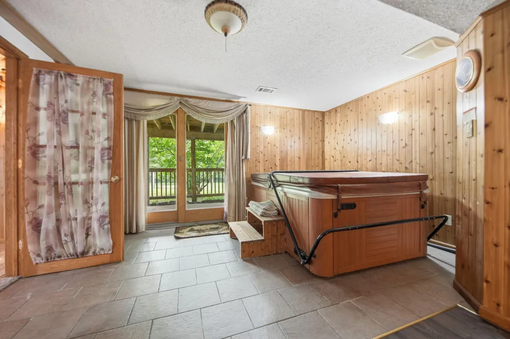14825 Crow River Drive Rogers, MN 55374