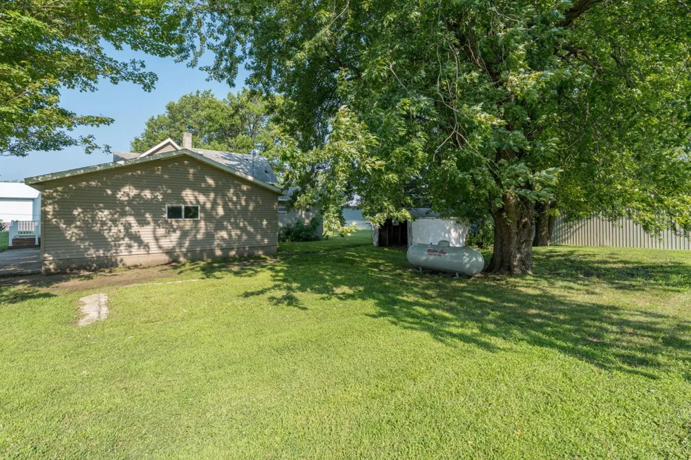 28059 State Highway 22 Gaylord, MN 55334