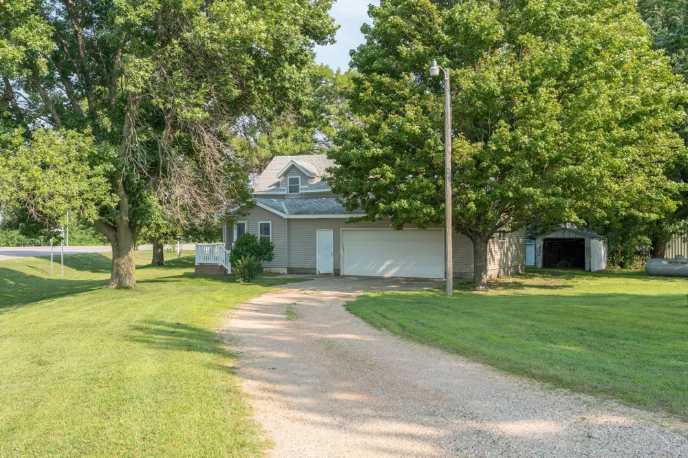 28059 State Highway 22 Gaylord, MN 55334
