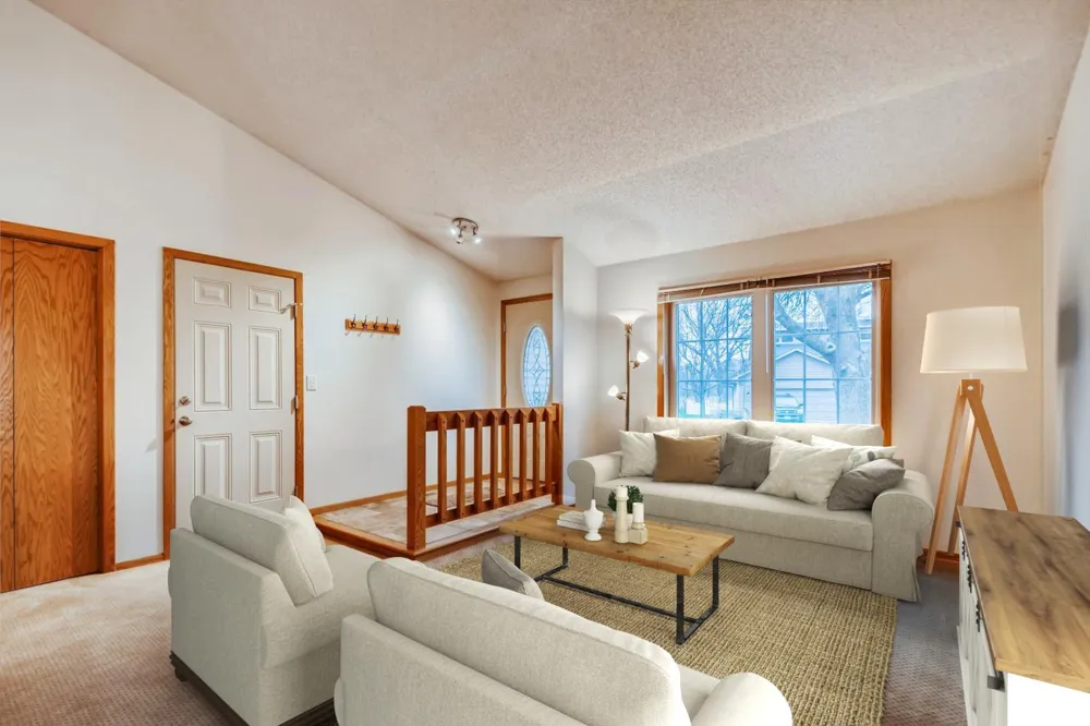 6512 Gray Fox Curve Chanhassen, MN 55317