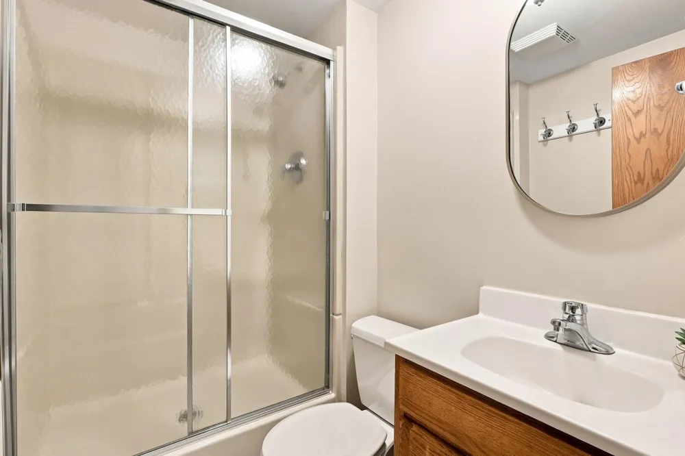 6512 Gray Fox Curve Chanhassen, MN 55317