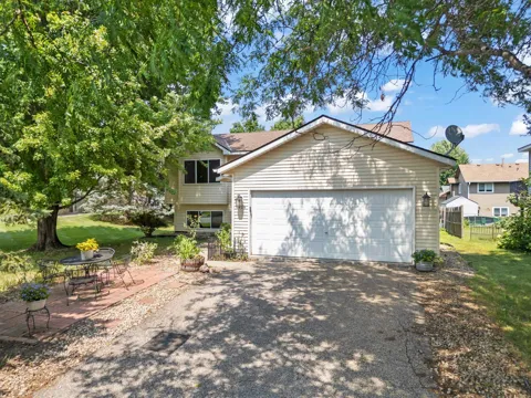 5419 185th Street W