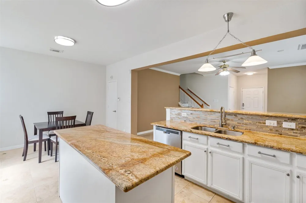 8011 Fisher Glen Lane Houston, TX 77072