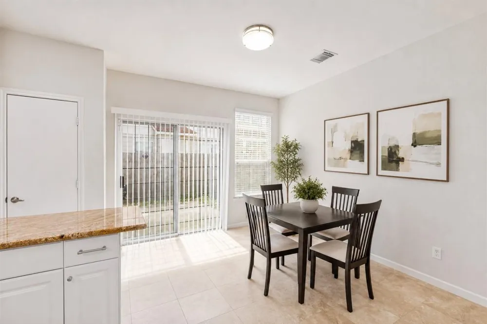 8011 Fisher Glen Lane Houston, TX 77072