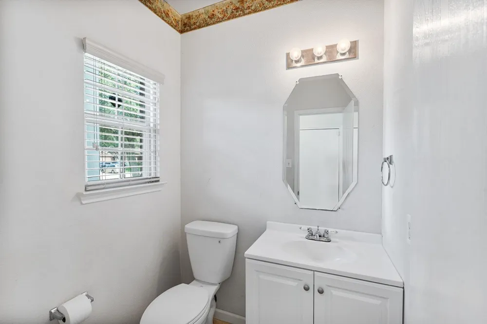 8011 Fisher Glen Lane Houston, TX 77072