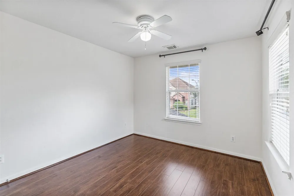 8011 Fisher Glen Lane Houston, TX 77072