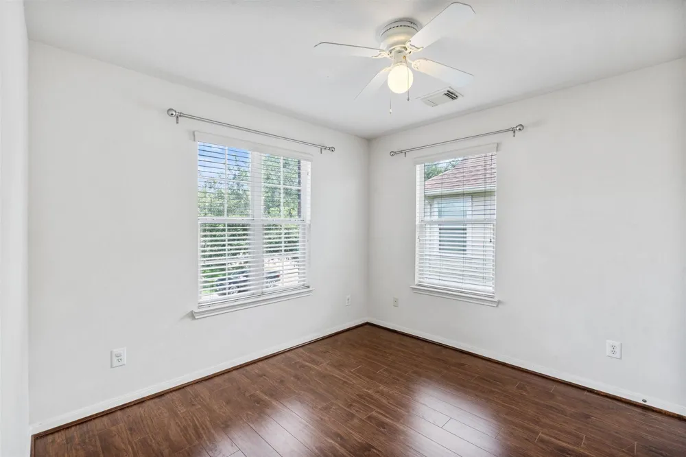 8011 Fisher Glen Lane Houston, TX 77072