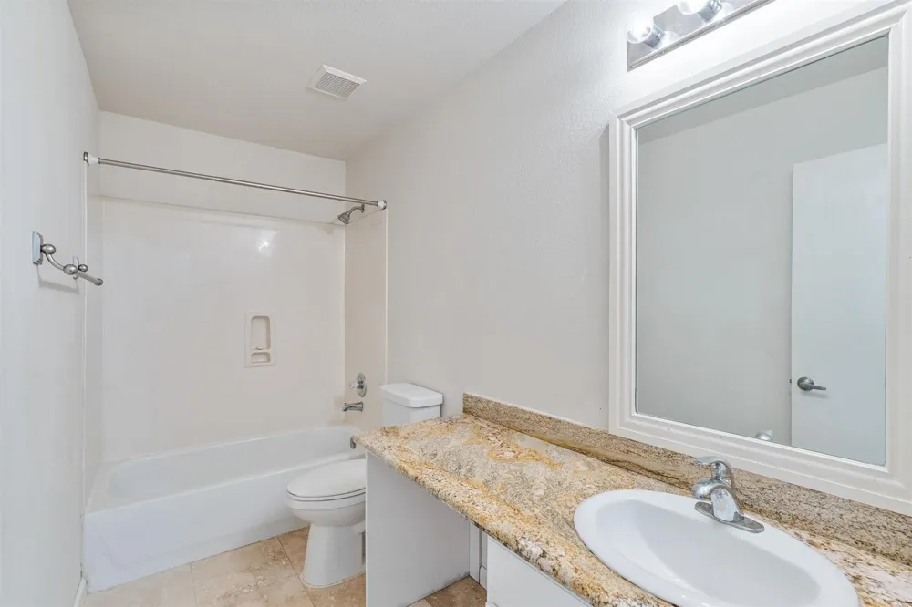 8011 Fisher Glen Lane Houston, TX 77072