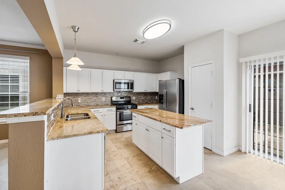 8011 Fisher Glen Lane Houston, TX 77072