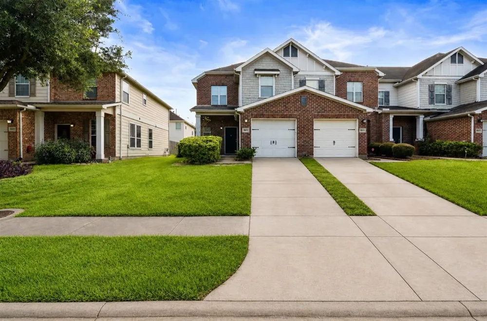8011 Fisher Glen Lane Houston, TX 77072