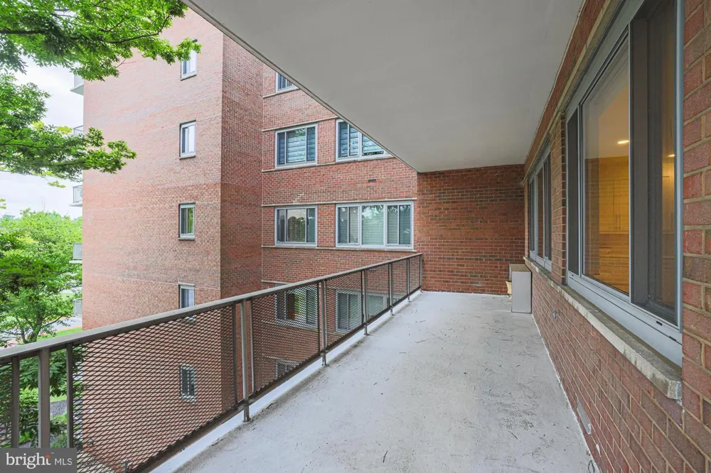 11 SLADE #410 Baltimore, MD 21208