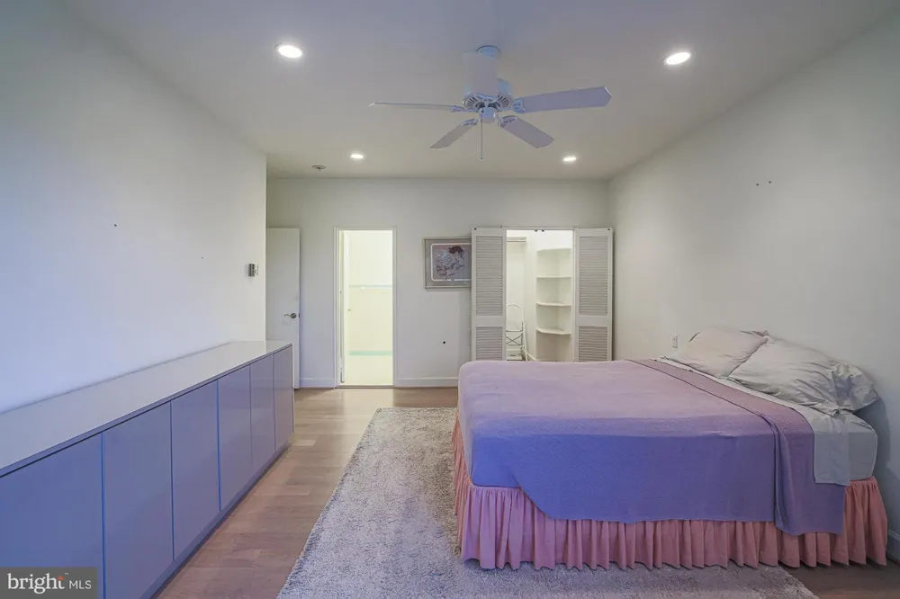 11 SLADE #410 Baltimore, MD 21208
