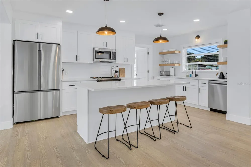 1921 FERN AVENUE Sarasota, FL 34235